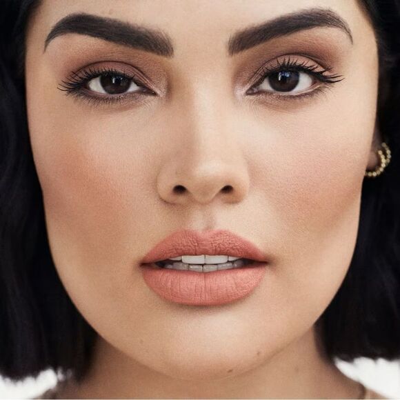 NEW! FENTY BEAUTY by Rihanna
Icon Velvet Liquid Lipstick - Picture 4 of 8